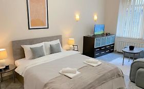 Top City Centre 1Br Apartment For 4 Guests & Fast Wifi